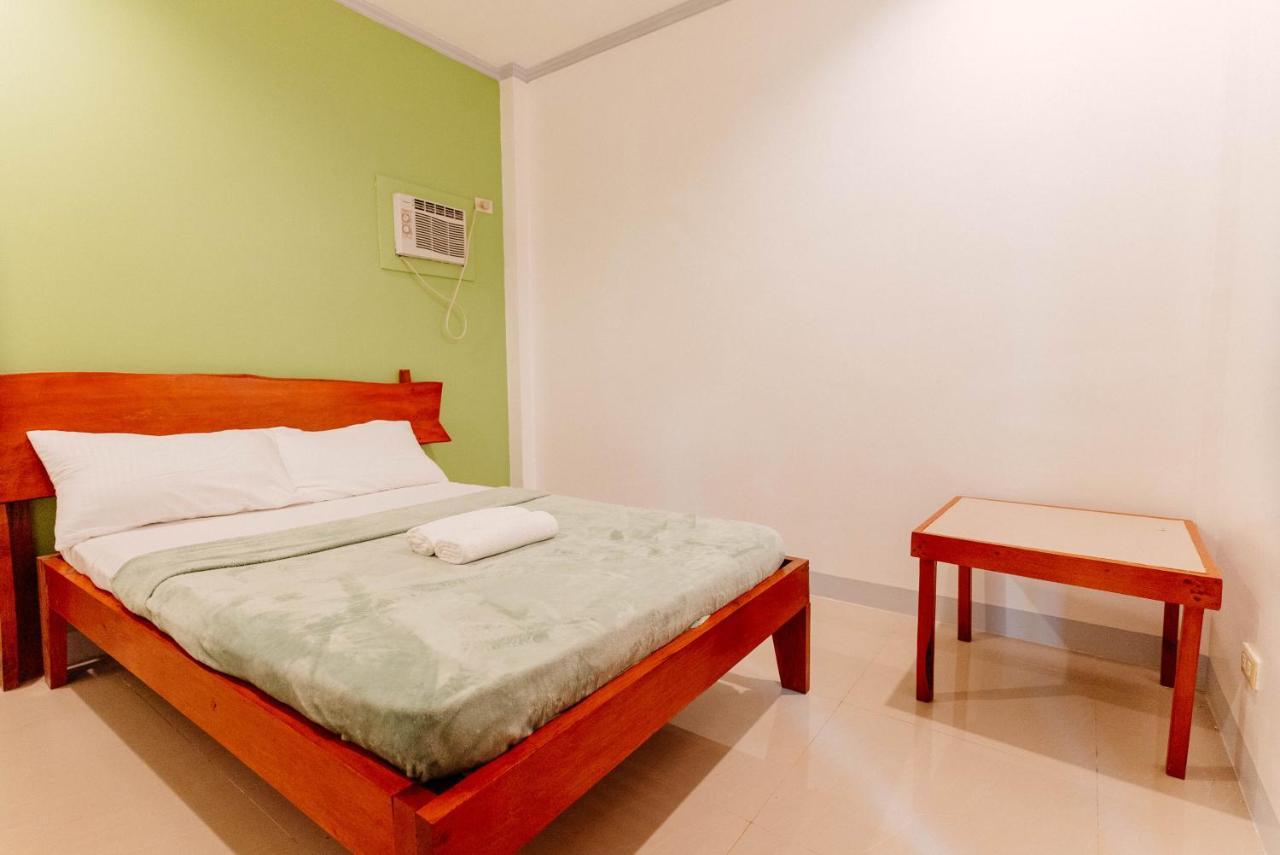 Kawayan Hostel Генерал-Луна Экстерьер фото