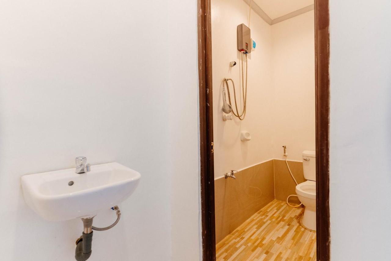 Kawayan Hostel Генерал-Луна Экстерьер фото