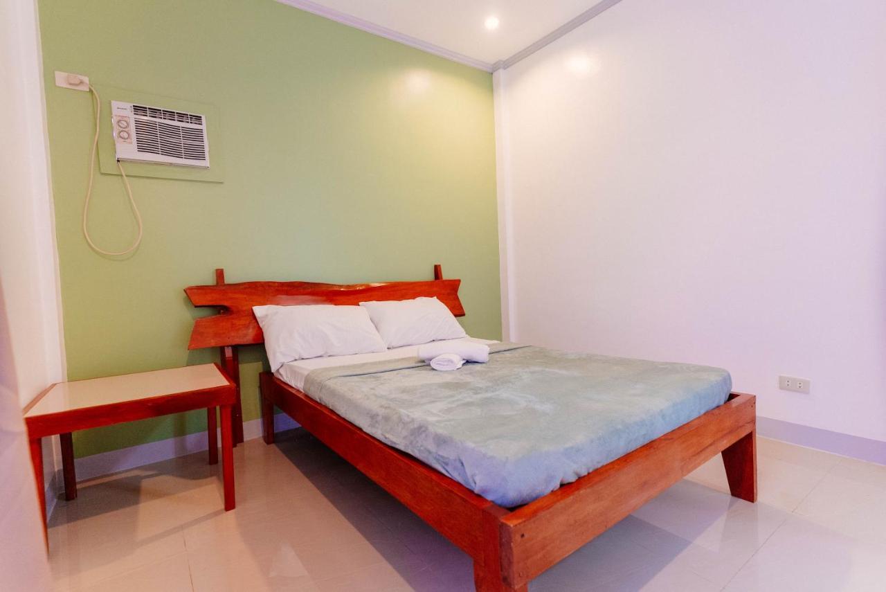 Kawayan Hostel Генерал-Луна Экстерьер фото
