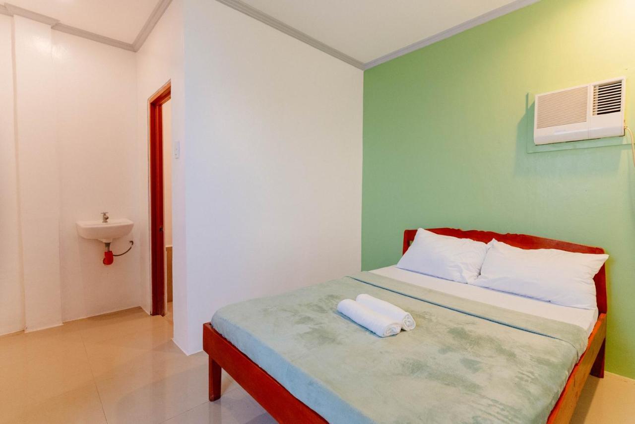 Kawayan Hostel Генерал-Луна Экстерьер фото