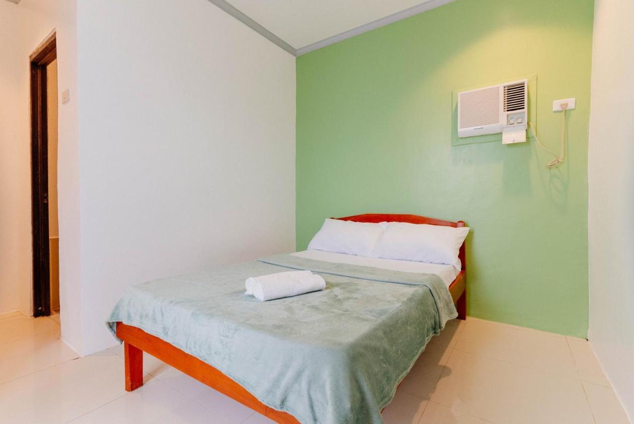 Kawayan Hostel Генерал-Луна Экстерьер фото